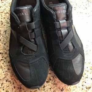 Diésel Sneakers all black in great conditions